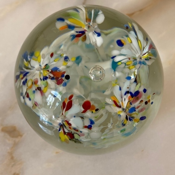 Handmade Blown Art Glass Paperweight - Picture 4 of 5
